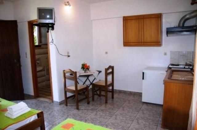 Triantafyllou Maria Rooms Skopelos Town Phòng bức ảnh